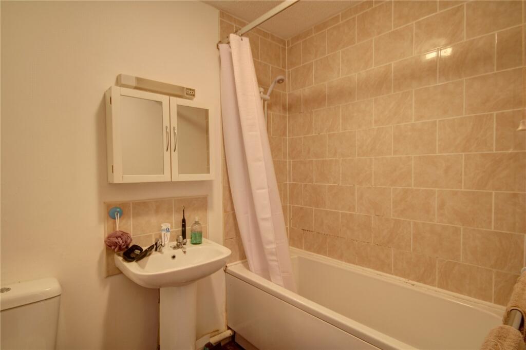 Brandling Court, Akenside Terrace, Newcastle Upon Tyne, NE2 - View 5