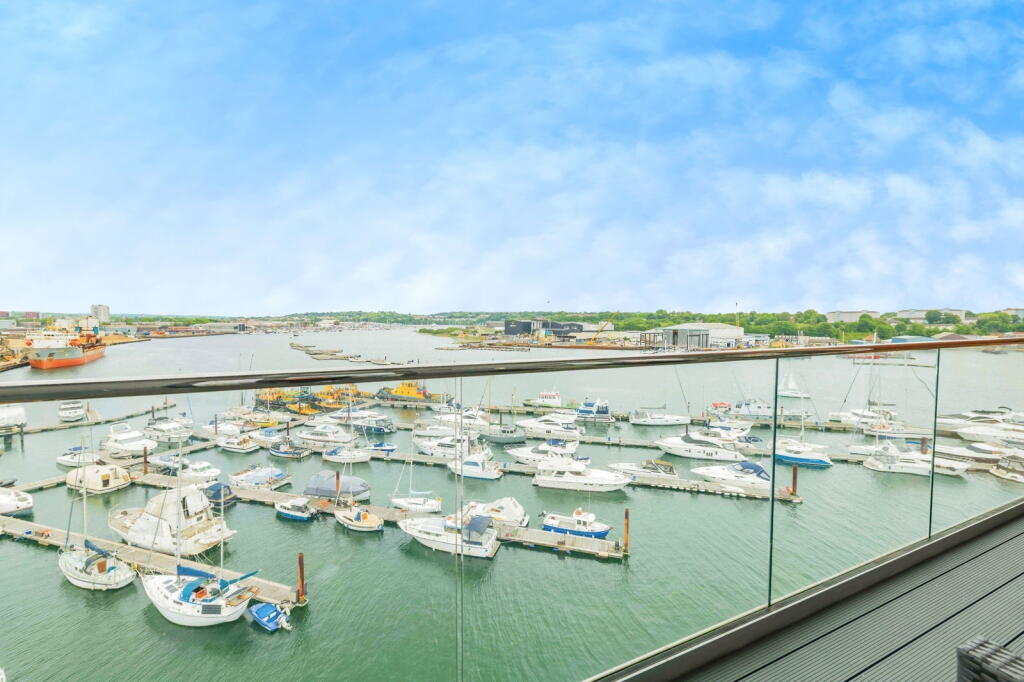 Main image of property: Penthouse, Elm Quay, Thomas Blake Avenue, Southampton, SO14