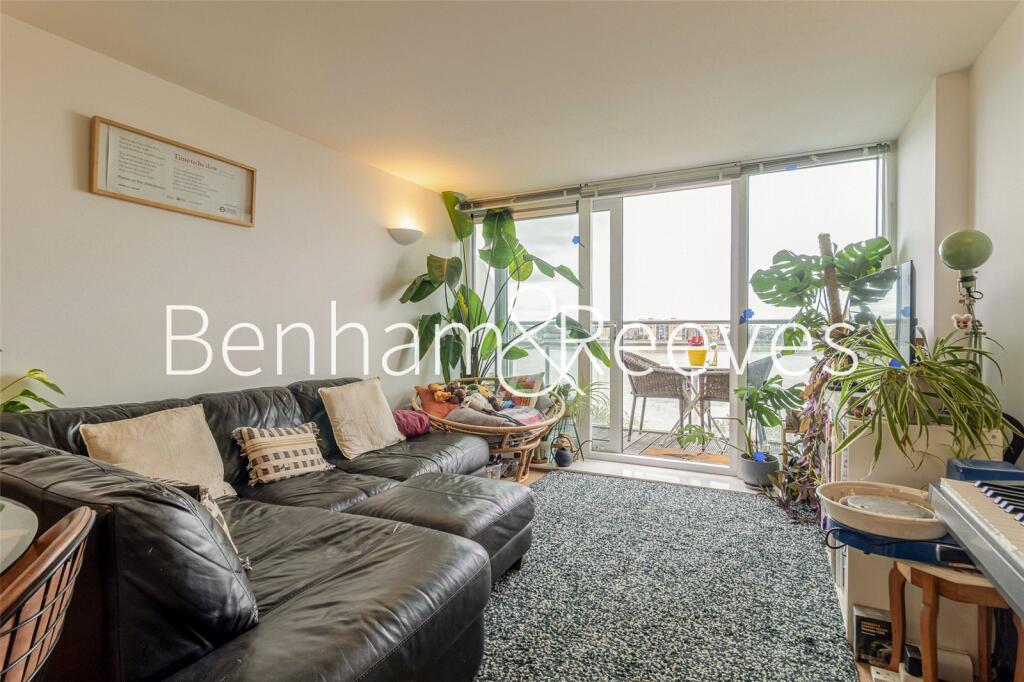 Main image of property: Argyll Road, London, SE18