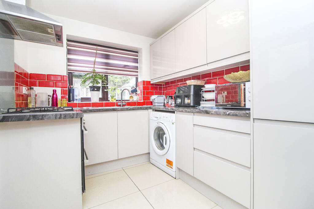 House in Kempston, Bedford - View 4