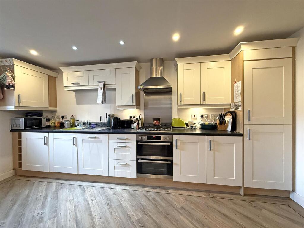 Apartment in Shrewsbury - View 5
