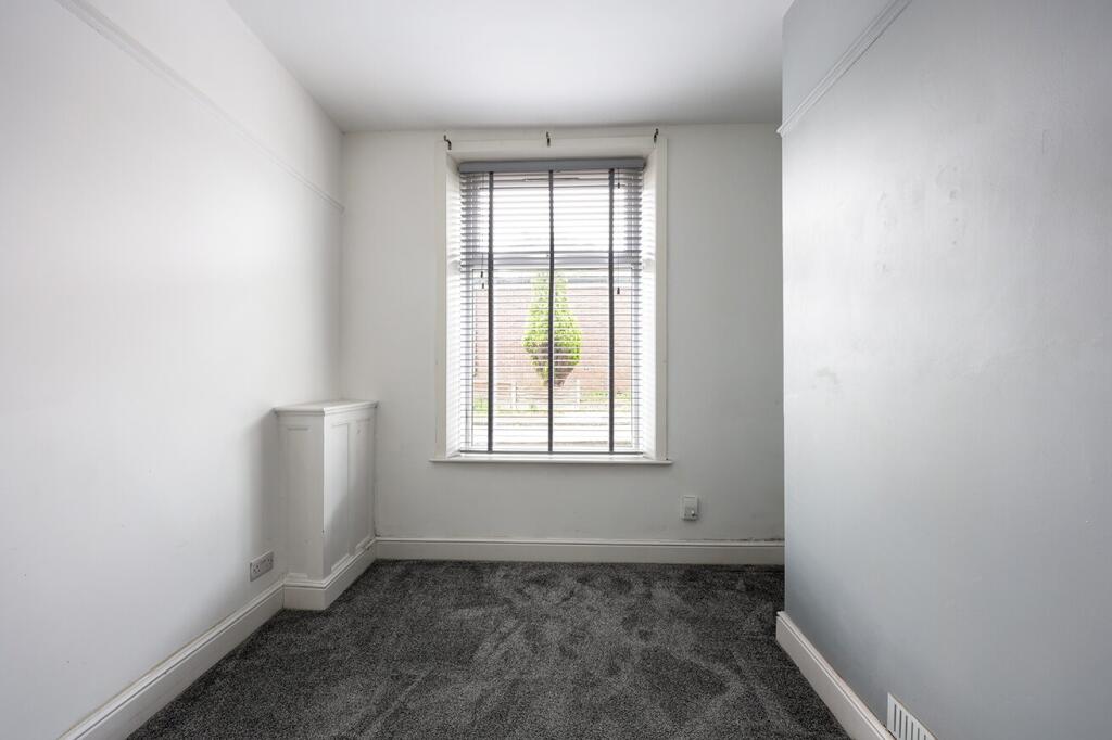 House in Burnley, Rose Grove - View 6