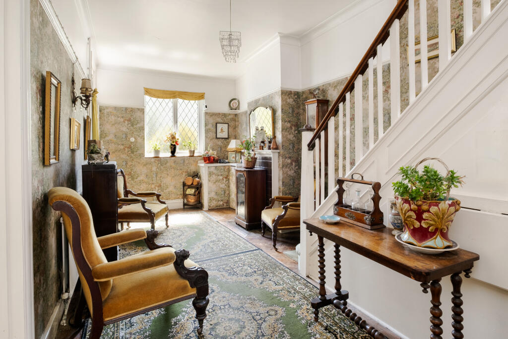 House in London - More