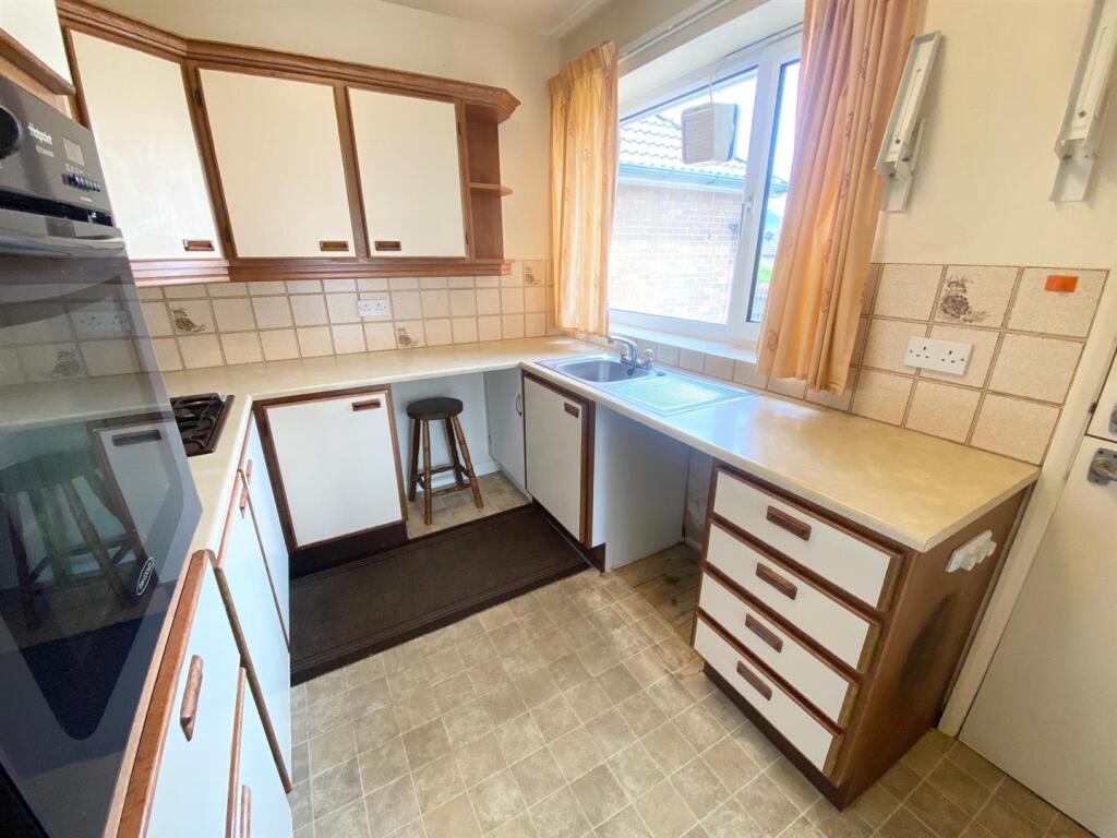 House in Kirklees, West Yorkshire - More