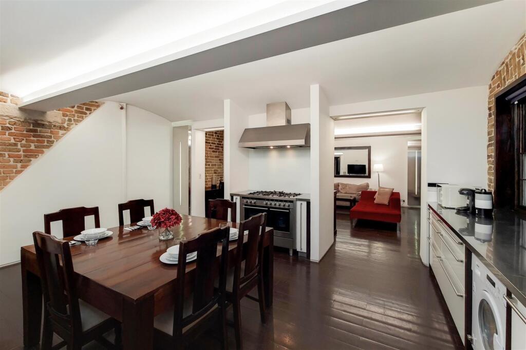 Apartment in London - View 5