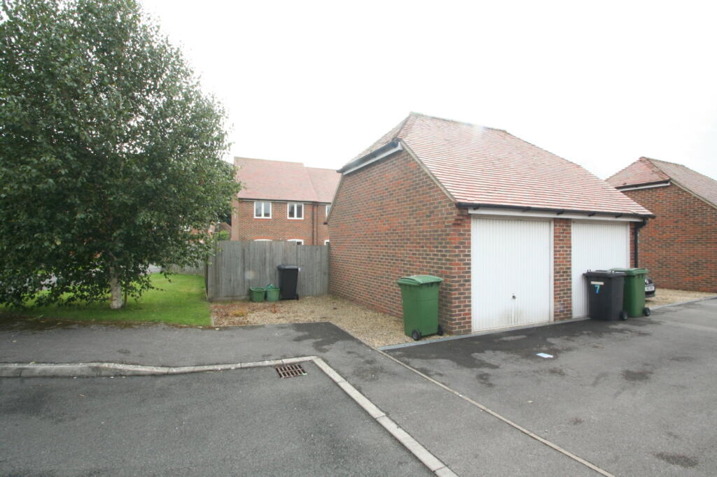 House in Reading - View 5