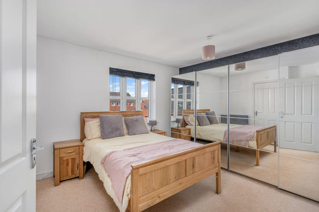 Fulwell Close, Banbury - NO ONWARD CHAIN  photo 4