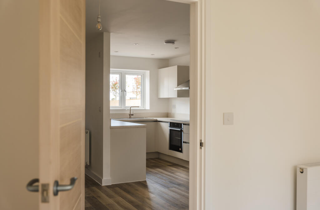 Plot 17 The Oak, 10 Beaumont Drive, Collaton Park, Newton Ferrers, Plymouth, Devon photo 4