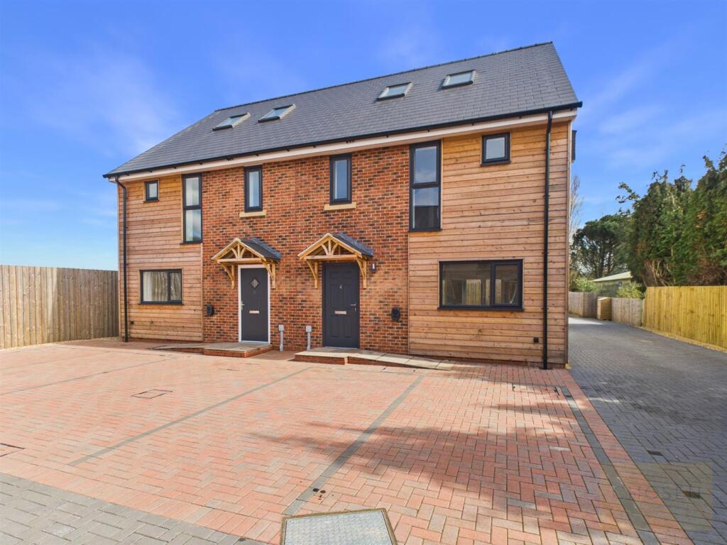 Main image of property: Redwing Gate, Goldfinch Edge,  Cam