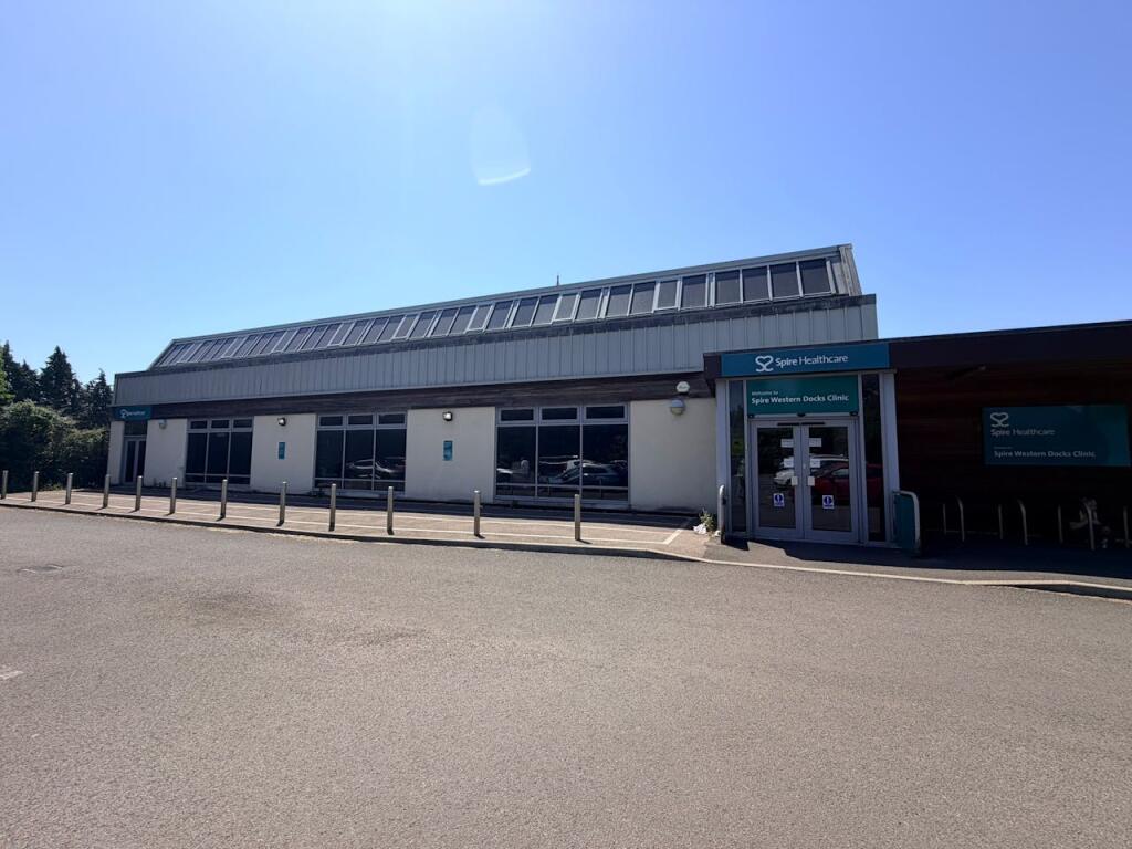 Main image of property: Unit 5 Brookside Centre, Auckland Road, Millbrook, Southampton, SO15 0SD