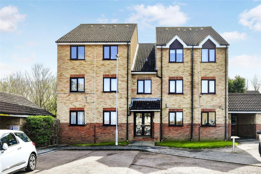 Main image of property: Markwell Wood, Harlow, CM19