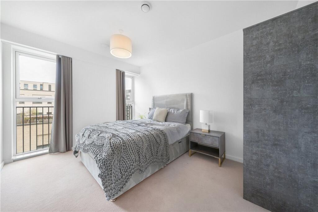 Apartment in London - View 4