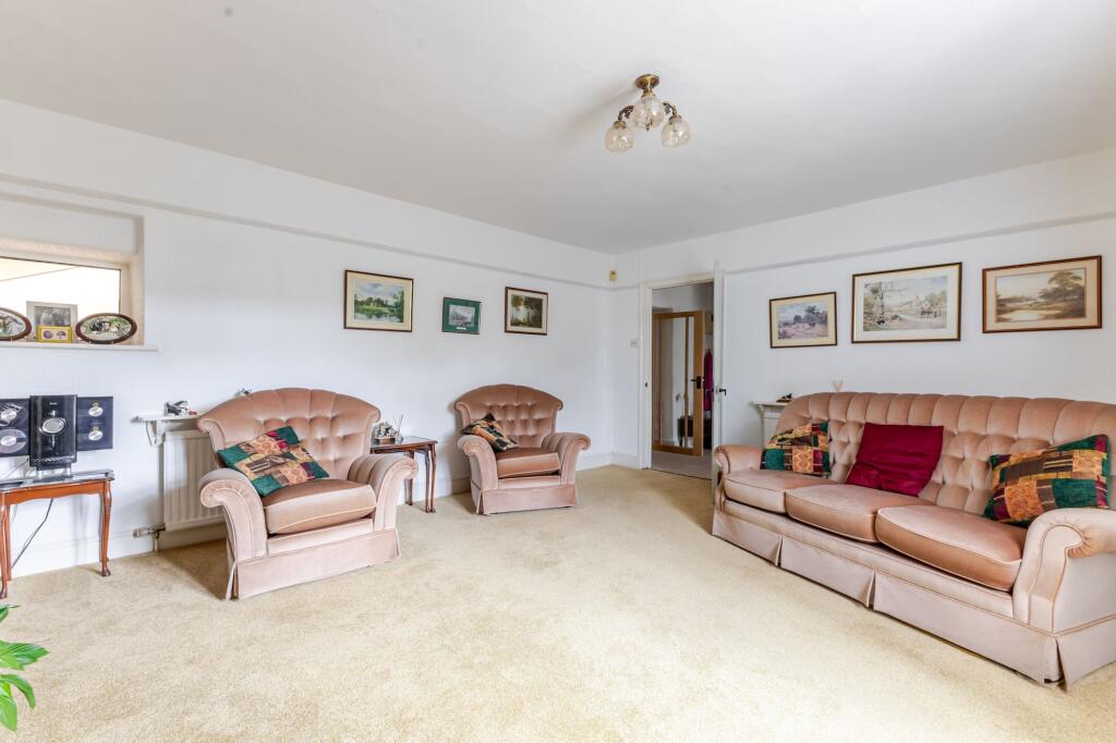 Chelvey Road, Backwell, BS48 photo 5