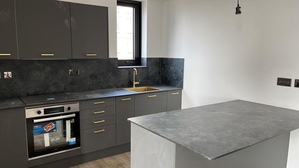 Apartment in Preston - View 3
