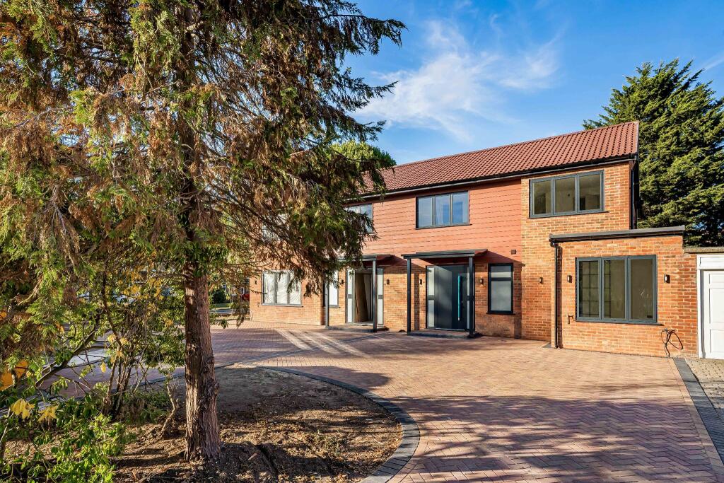 Main image of property: Tiverton Road, Potters Bar, EN6