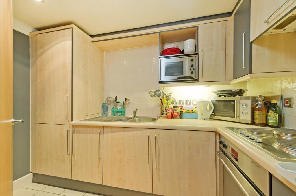 Apartment in London - View 4