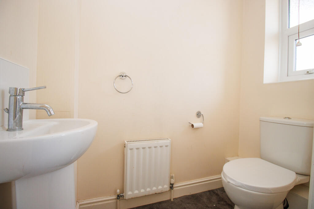 House in York - View 4