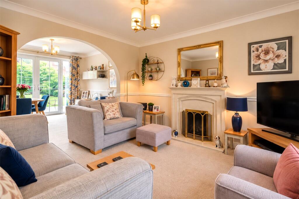 House in Bromborough, Heathfield - View 3