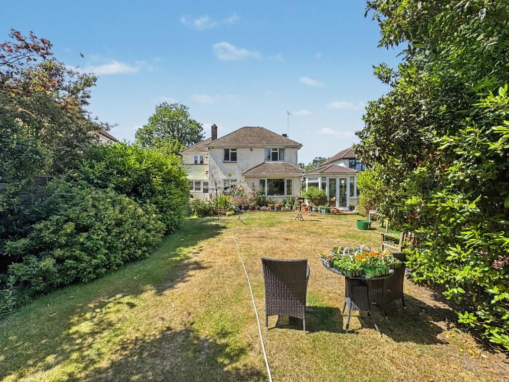 Poyntell Crescent, Chislehurst, BR7 photo 4