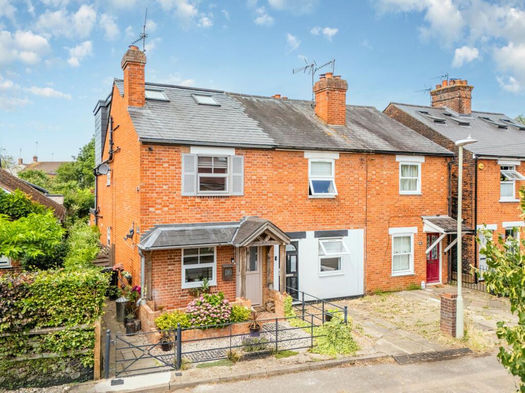 House in Wokingham - View 2