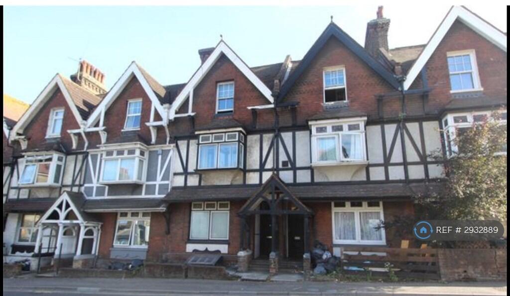 Main image of property: London Road, Rochester, ME2