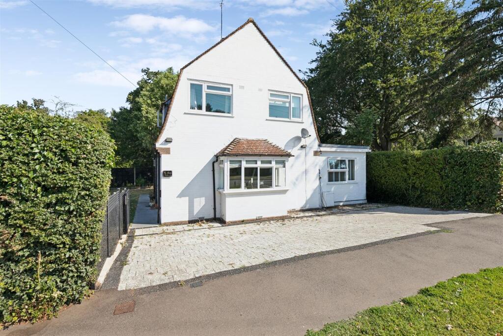 Main image of property: Whitethorn Lane, Letchworth Garden City
