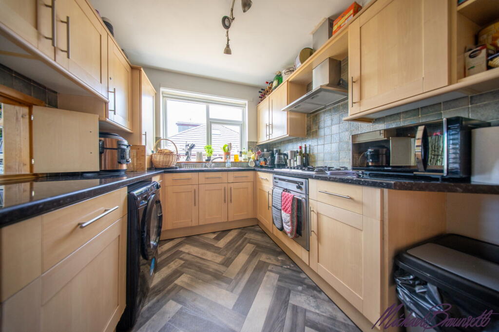 Additional image 3 of Gregory Crescent, Bradford, BD7 4PG