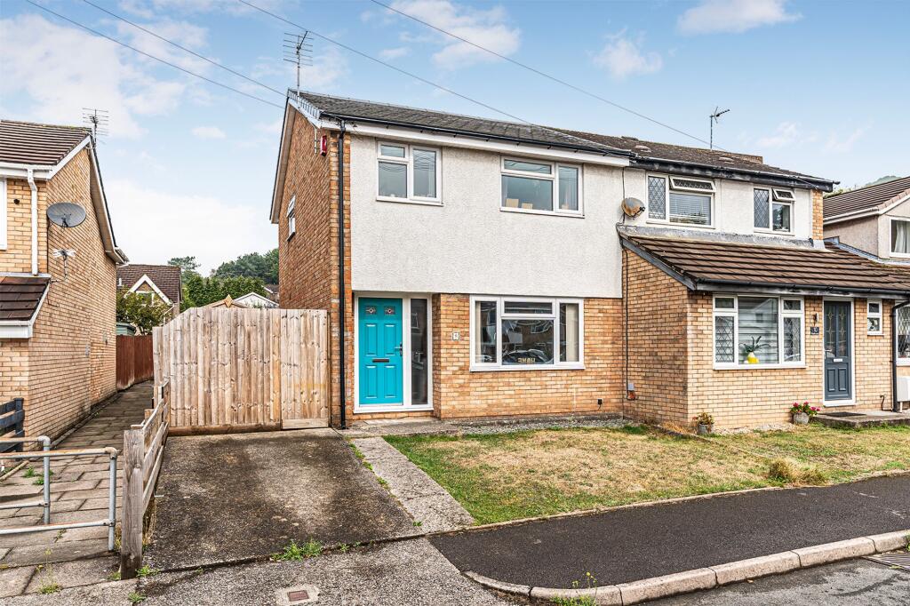 Main image of property: Clos Lancaster, Llantrisant, CF72