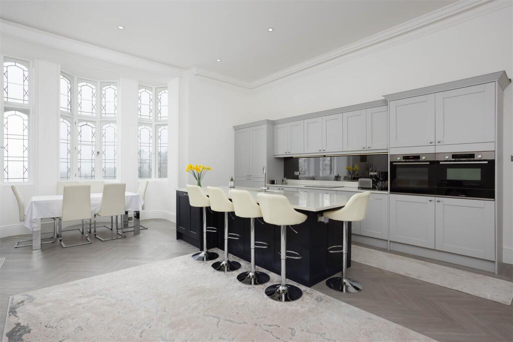 Apartment in York - View 3