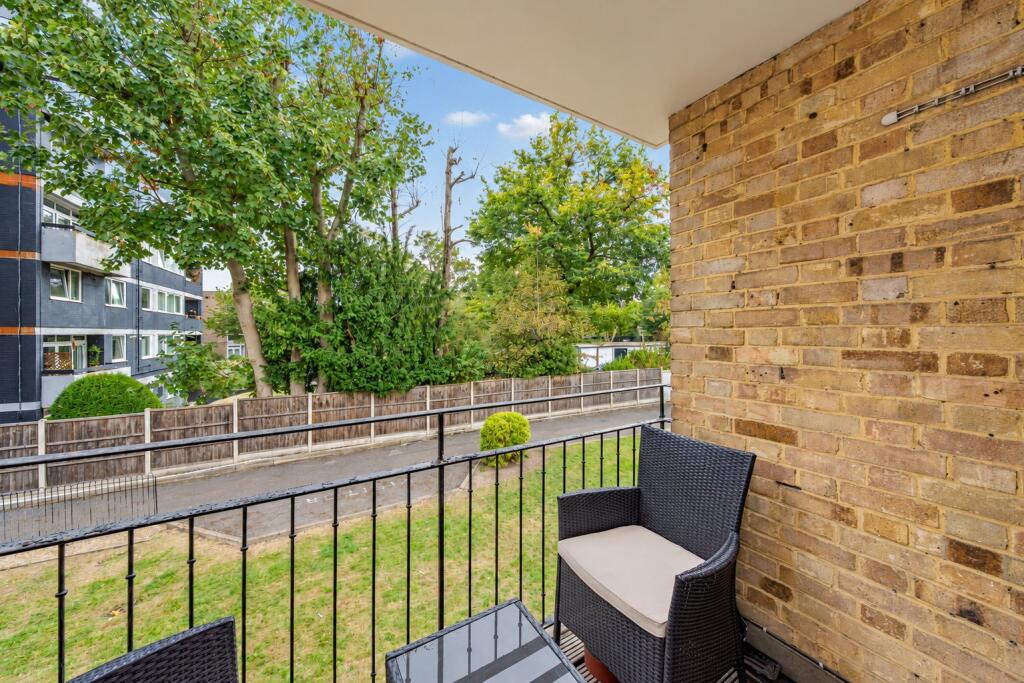 Apartment in London - View 4