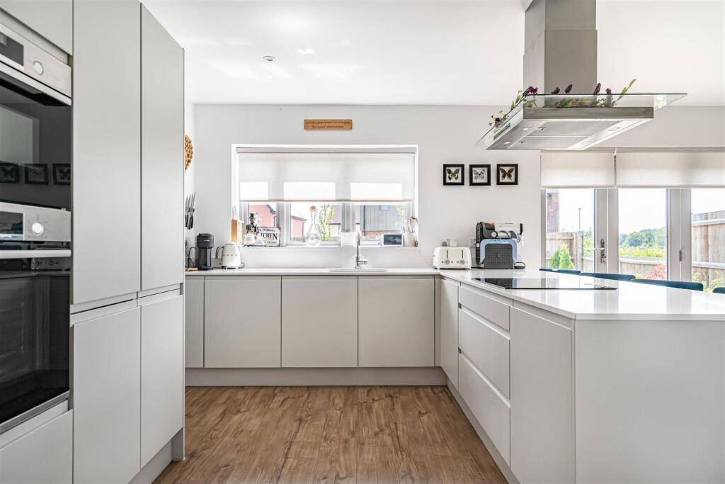 House in Braintree, Poppyfield, Steeple Bumpstead - View 5