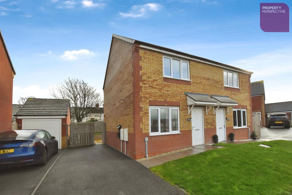 Main image of property: Manderley Gardens, Sutton-In-Ashfield