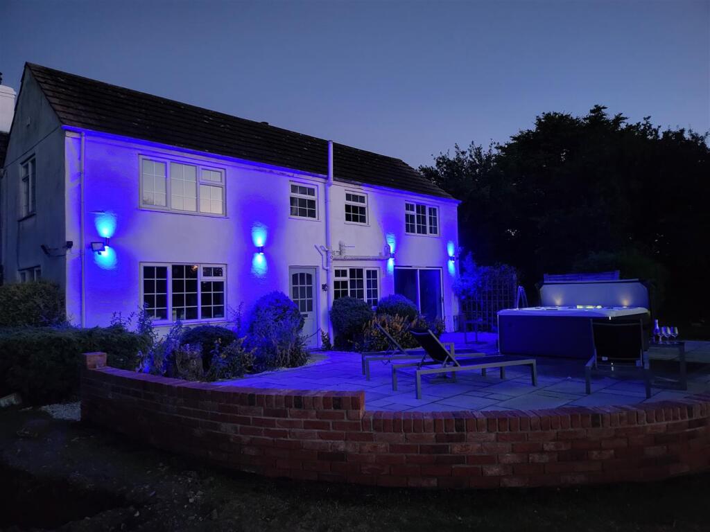 House in Lincoln, Wickenby - View 3