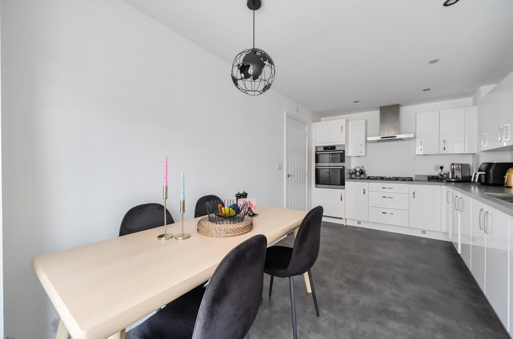 House in Reading - View 4