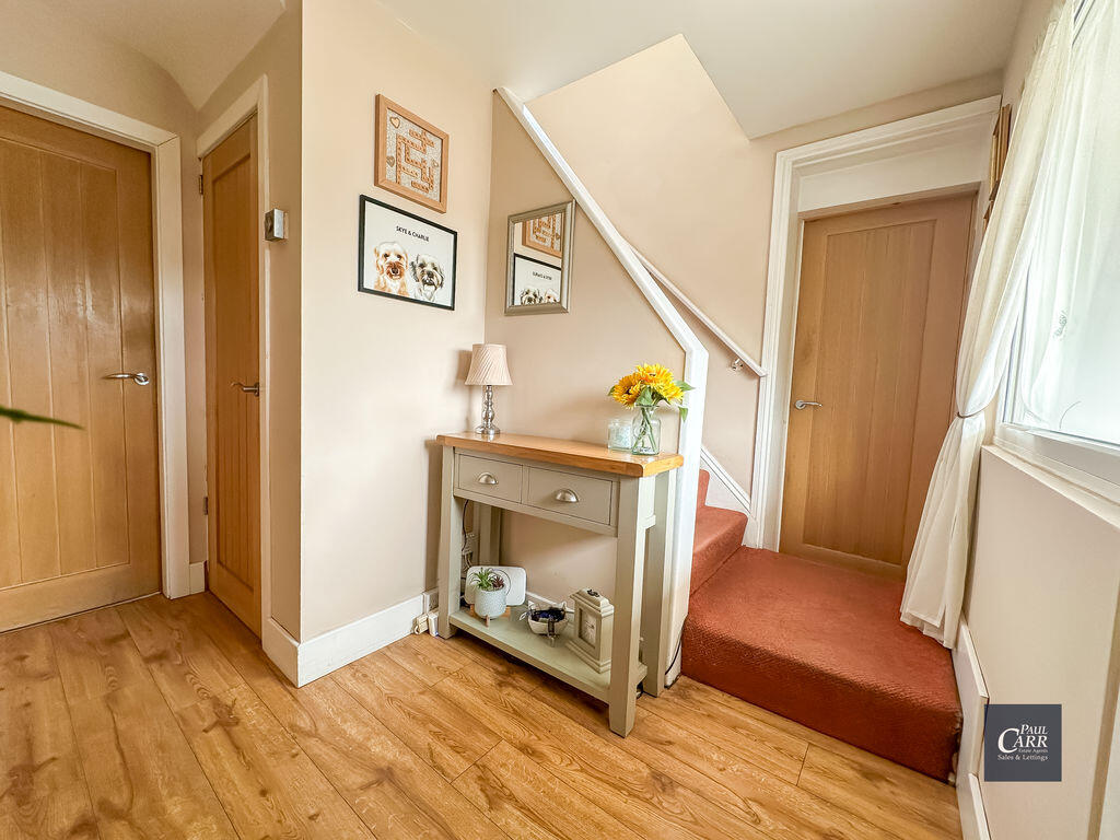 House in Walsall, West Midlands - View 2