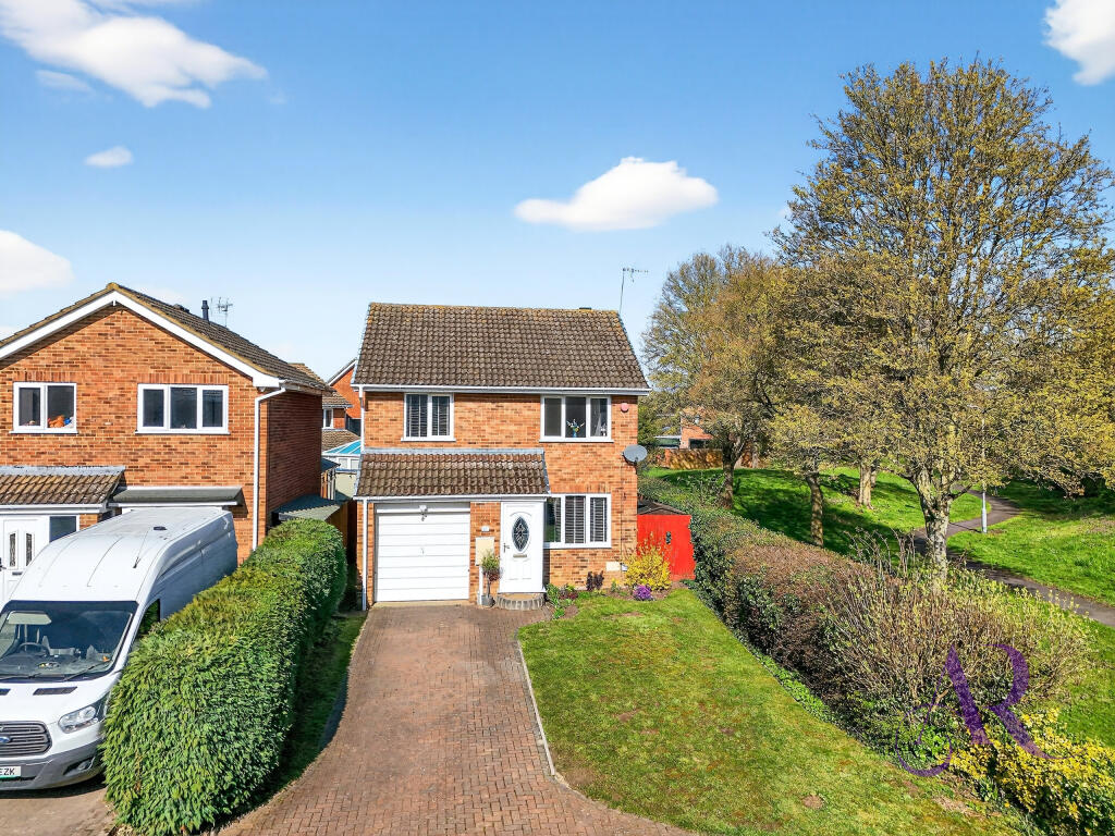 Main image of property: Gladstone Close, Newport Pagnell