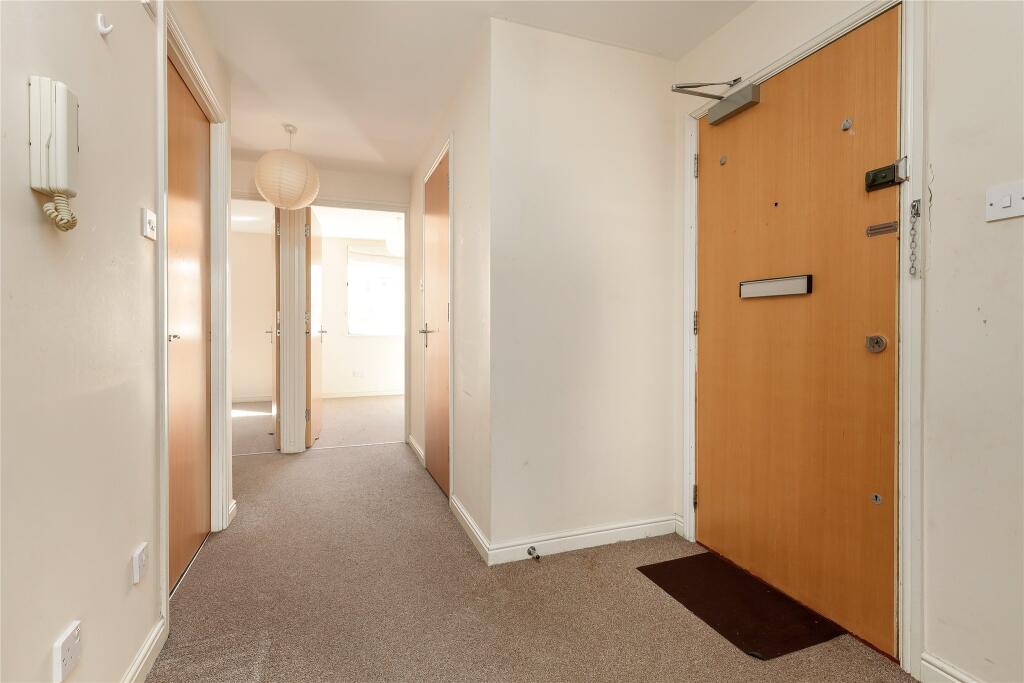 Apartment in Edinburgh, The Shore, Leith - View 3