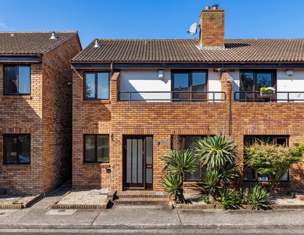 Main image of property: 58 Lansdowne Village, Sandymount, Dublin 4, D04 F865