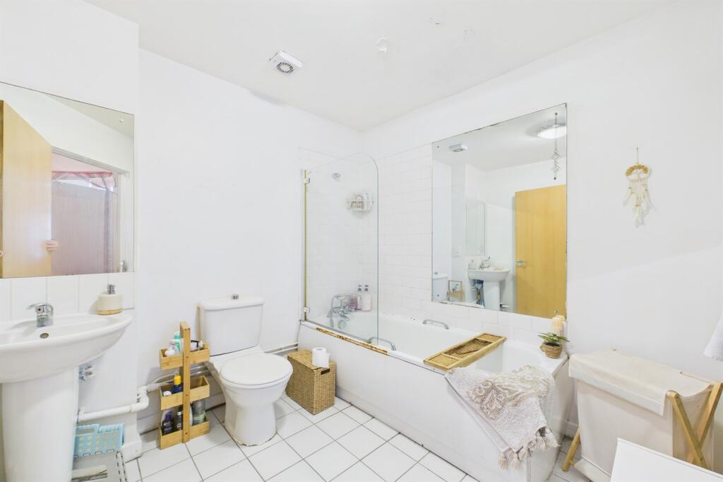 Apartment in Nottingham, Nottinghamshire - More