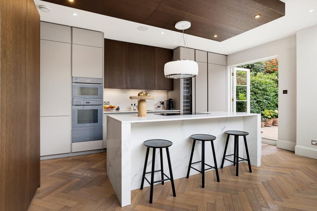 Woodstock Road, London, W4 photo 4