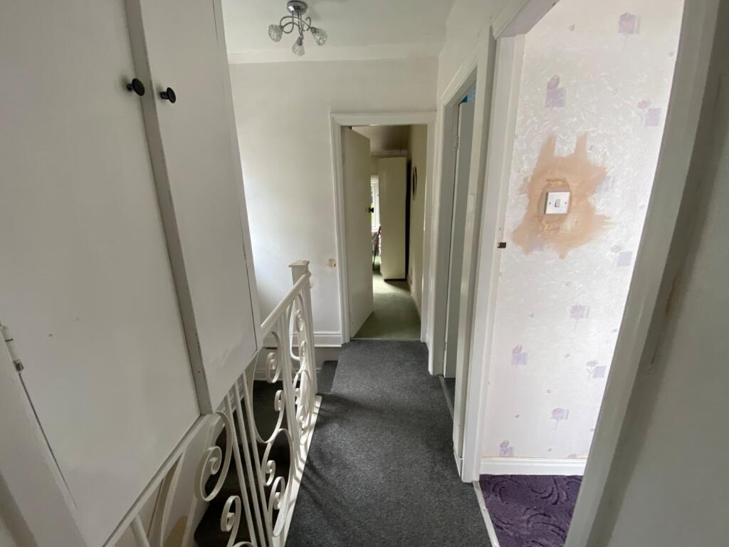 Leafield Avenue, Eccleshill, Bradford, BD2 - More