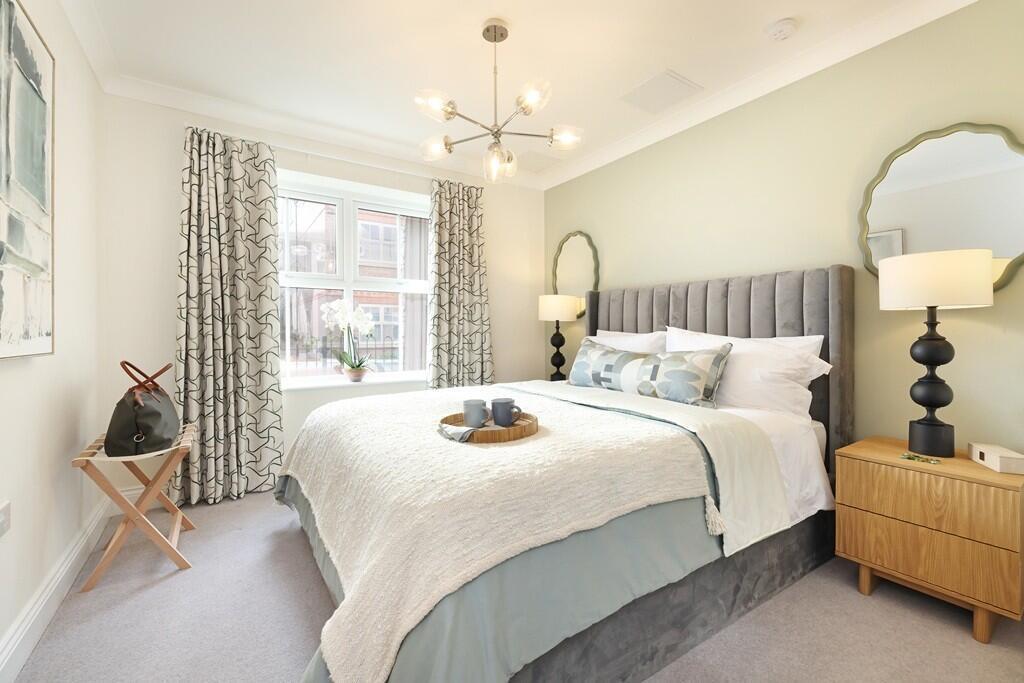 Apartment in Slough - More