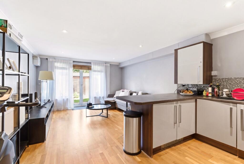 Additional image 5 of Green Oak House, Shenley Lane, London Colney, St. Albans, AL2
