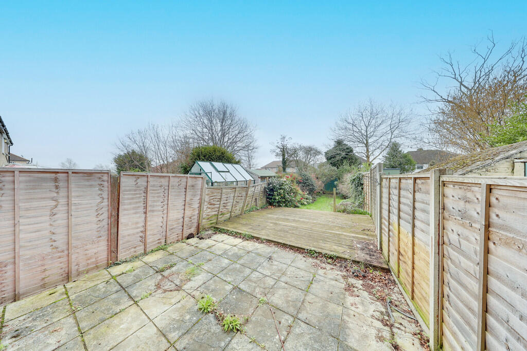 Apartment in Orpington, Poverest, Petts Wood - View 4