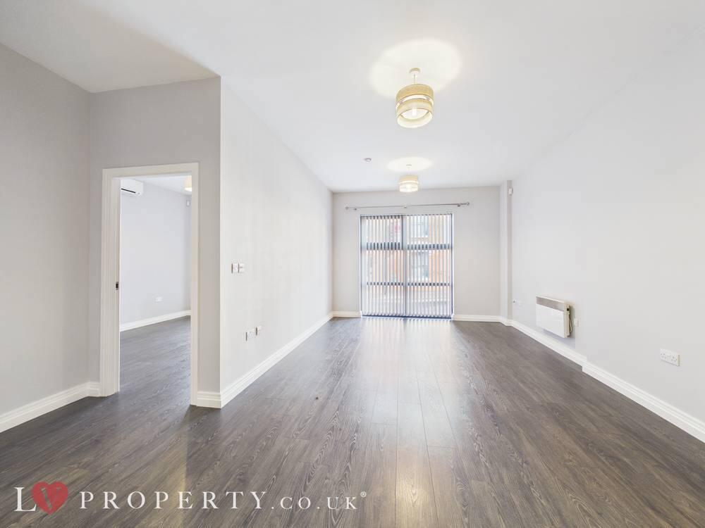 Apartment in Birmingham, West Midlands - View 3