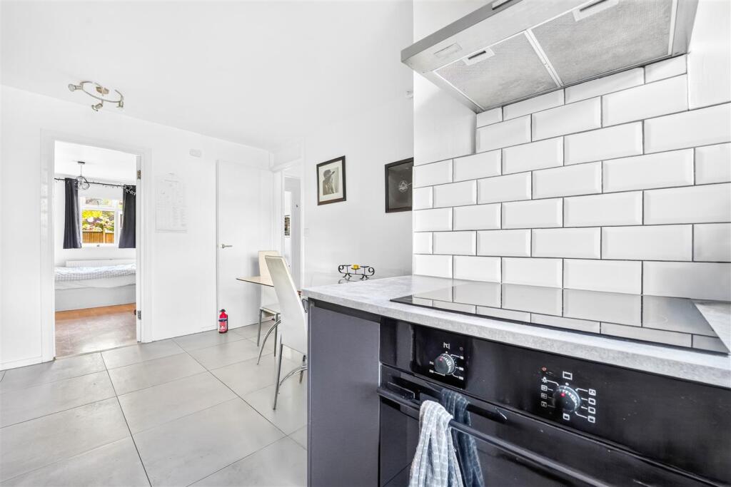 Apartment in London - View 4