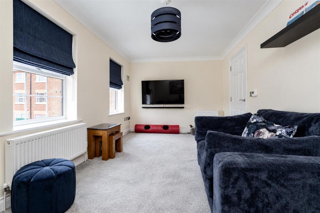 House in South Holland, Little London, Spalding - More