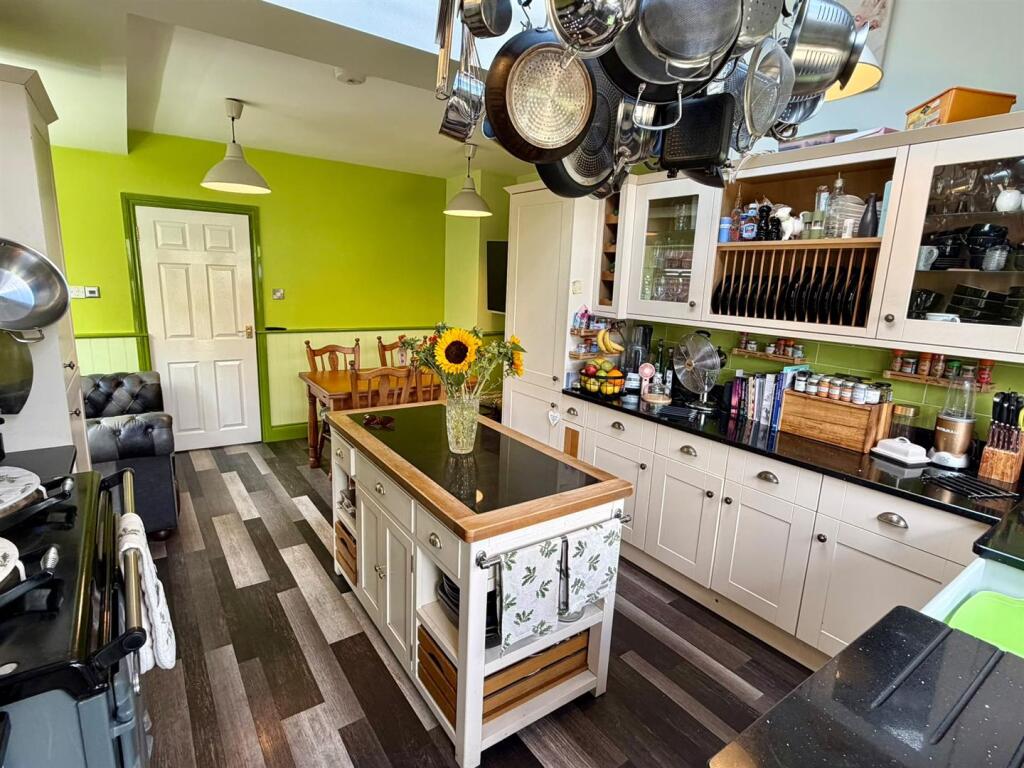House in Hereford, Tupsley - More