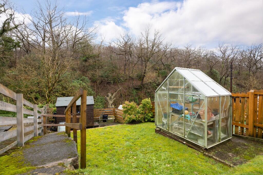 46, Linn Walk, Garelochhead, Helensburgh, Argyll And Bute G84 photo 3