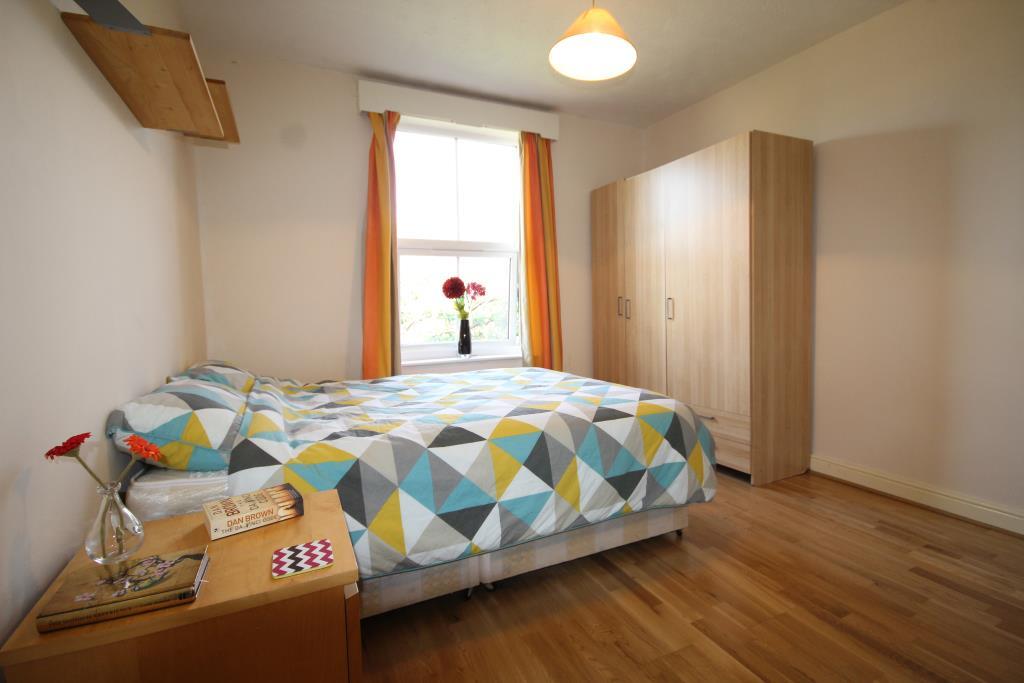 Main image of property: **INCLUSIVE OF ALL BILLS & COMMUNAL CLEANER** Room 4, Station Road, Beeston, Nottingham, NG9 2AB